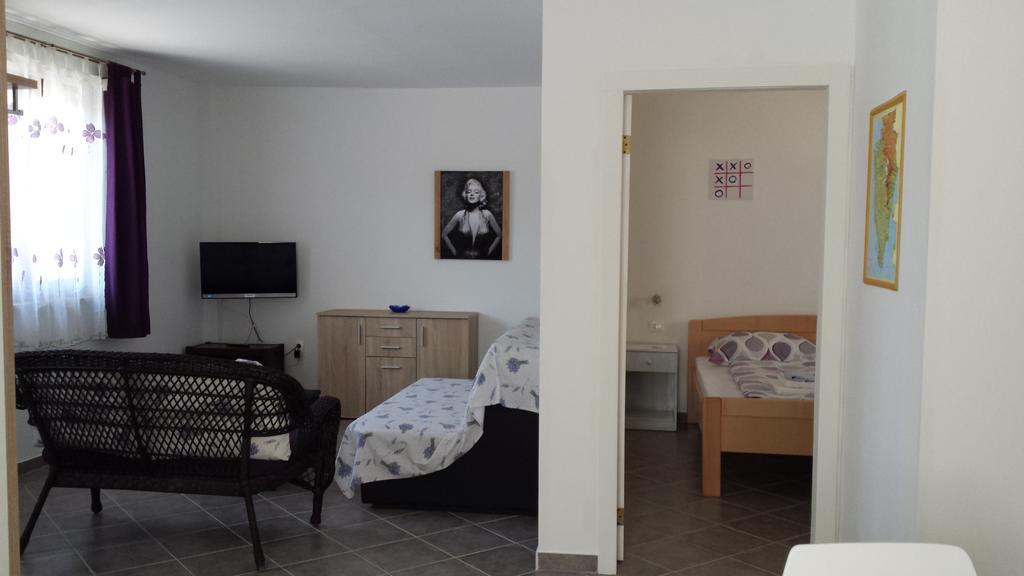 Sveti Lovreč Pazenatički Abba Apartment المظهر الخارجي الصورة