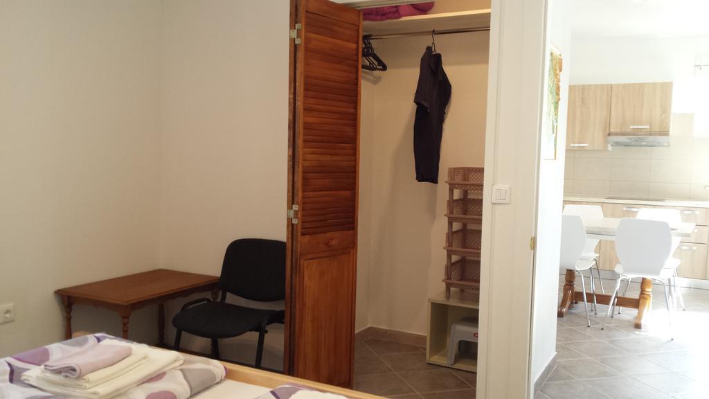 Sveti Lovreč Pazenatički Abba Apartment المظهر الخارجي الصورة