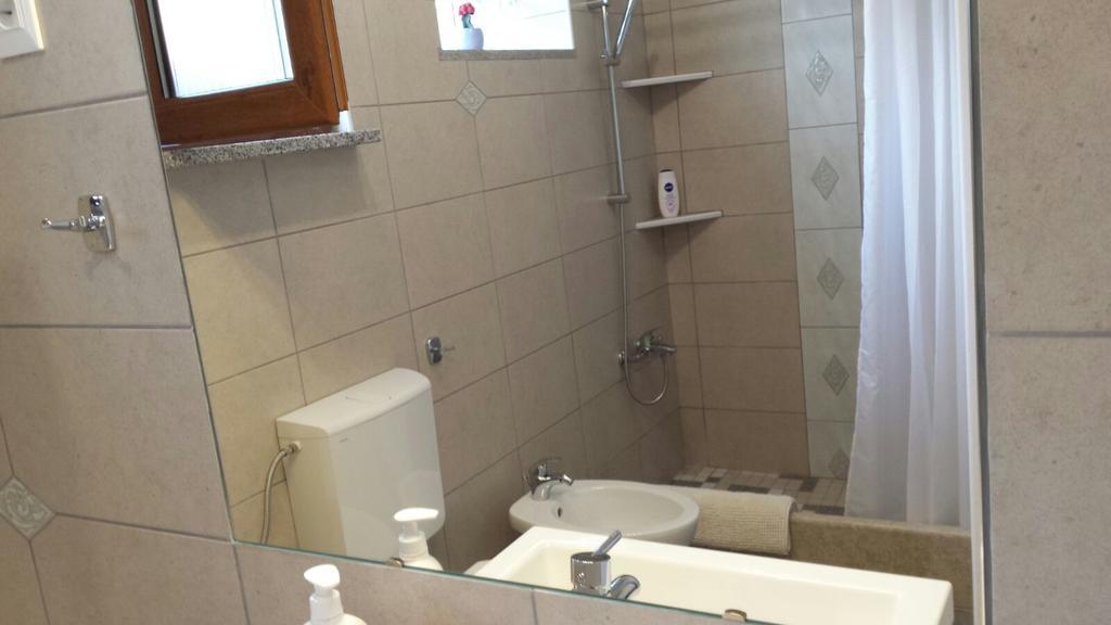 Sveti Lovreč Pazenatički Abba Apartment المظهر الخارجي الصورة